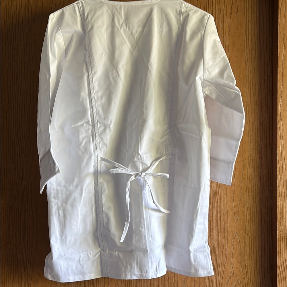 Allheart White Button-Up Lab Coat - Picture 5 of 5
